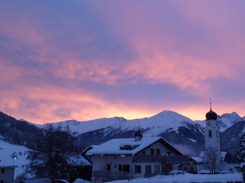 Hotel Landgasthof Staila Fuldera Экстерьер фото